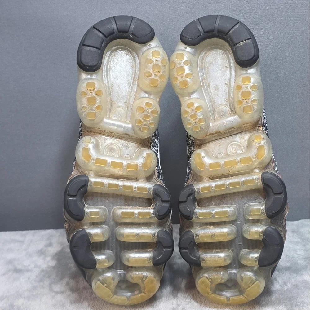 Size 7 - Nike Air VaporMax Flyknit 3 Oreo W